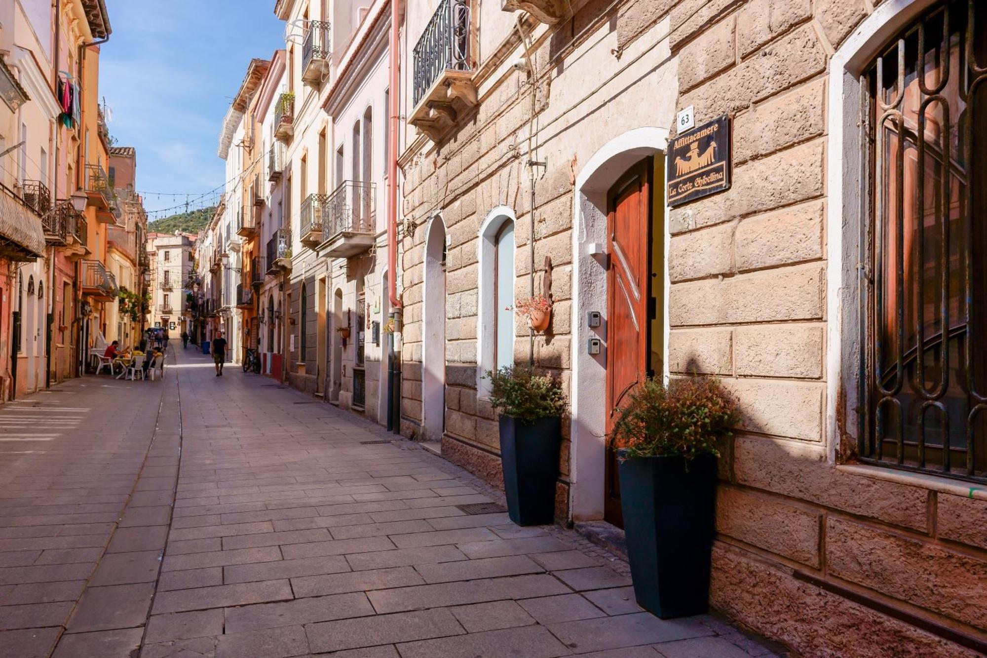 Domos La Corte Ghibellina Iglesias Exterior photo